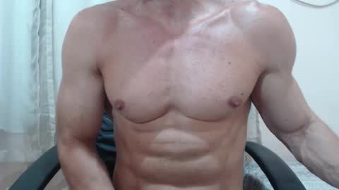 saradorj92 online show from December 21, 4:31 am