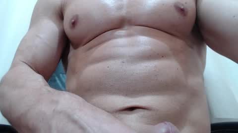 saradorj92 online show from October 16, 6:43 am