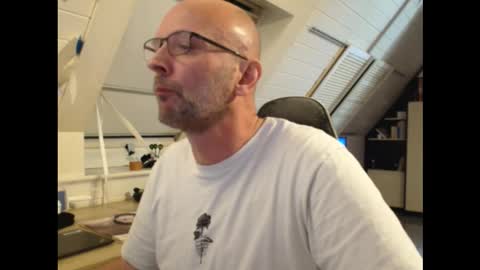 Sascha online show from November 21, 11:48 pm