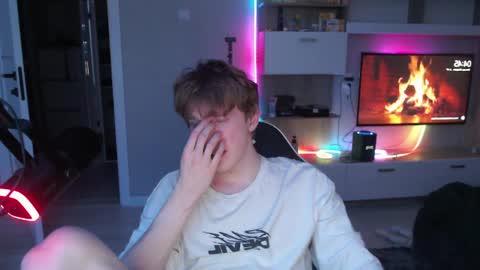 Kristof online show from April 10, 1:45 am