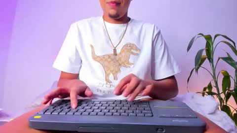 Snapshot of satanas_333 chatting on October 12, 3:33 am online show from October 12, 3:33 am