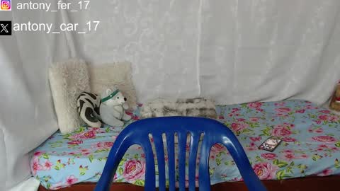 Snapshot of satosh_y chatting on October 17, 1:31 am satosh_y online show from October 17, 1:31 am