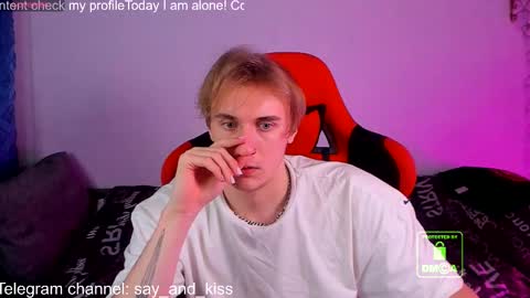 sayfer online show from March 1, 11:37 pm