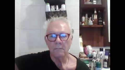 schizzodoro online show from October 14, 3:35 am