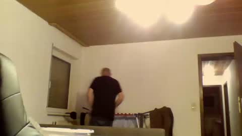 schnibschnab online show from October 9, 11:53 pm