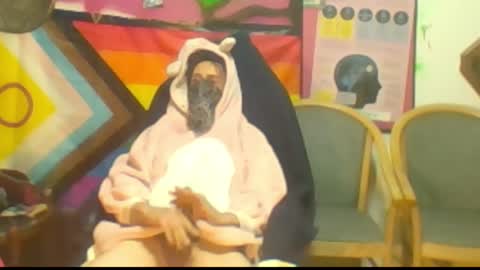 Snapshot of schnico chatting on October 4, 5:01 am schmidti online show from October 4, 5:01 am