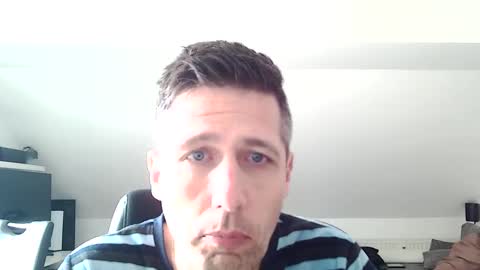 Snapshot of schnuckigeil chatting on March 4, 12:01 pm Dildomen online show from March 4, 12:01 pm