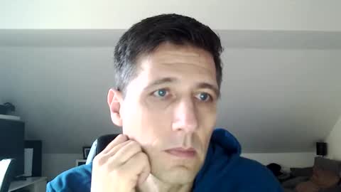 Snapshot of schnuckigeil chatting on January 28, 9:41 am Dildomen online show from January 28, 9:41 am