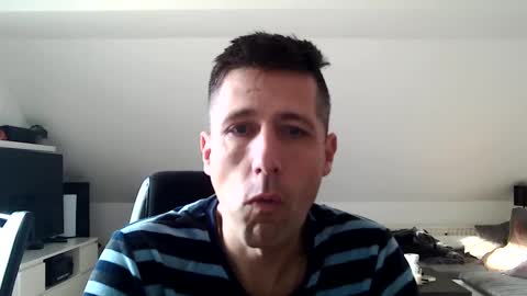 Snapshot of schnuckigeil chatting on February 20, 8:17 am Dildomen online show from February 20, 8:17 am