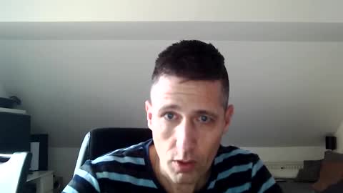 Snapshot of schnuckigeil chatting on February 12, 12:44 pm Dildomen online show from February 12, 12:44 pm