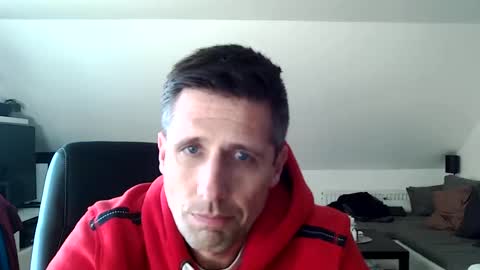 Snapshot of schnuckigeil chatting on January 14, 1:49 pm Dildomen online show from January 14, 1:49 pm