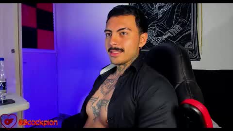 Alejandro help me to reach 200 thumps up online show from November 5, 7:32 am