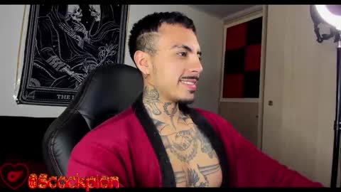 Snapshot of scockpion_ chatting on March 11, 4:10 am Alejandro help me to reach 200 thumps up online show from March 11, 4:10 am