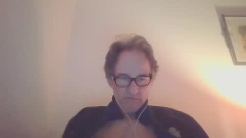 Snapshot of scotchwhieskie chatting on March 5, 12:05 am scotchwhieskie online show from March 5, 12:05 am