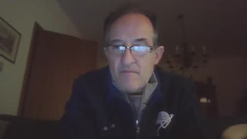 Snapshot of scotchwhieskie chatting on December 29, 10:57 pm scotchwhieskie online show from December 29, 10:57 pm