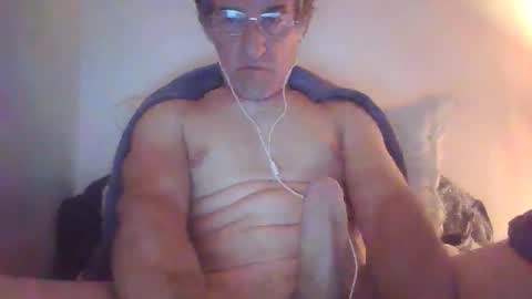 scotchwhieskie online show from October 12, 11:32 pm