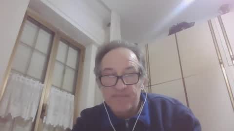 Snapshot of scotchwhieskie chatting on March 3, 7:12 pm scotchwhieskie online show from March 3, 7:12 pm