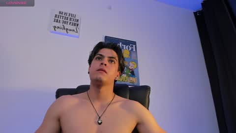 S C O T T independent model online show from January 18, 2:07 am