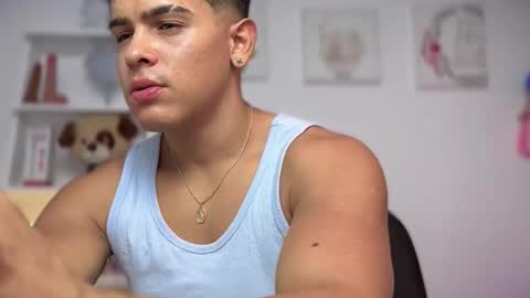 Andrew Flintt online show from December 19, 12:51 am