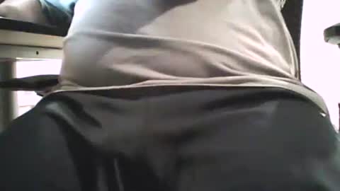 scottie813 online show from December 1, 11:24 am