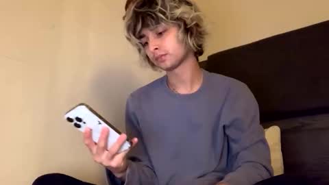 scottiehautie online show from November 23, 10:32 pm