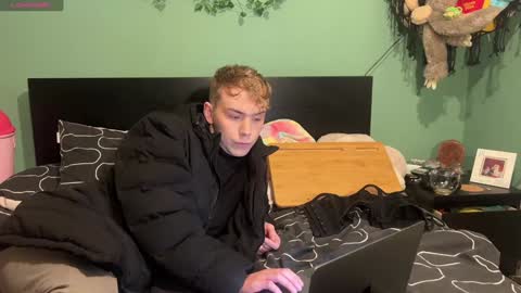 Snapshot of scottish_twink01 chatting on January 9, 11:56 pm danny online show from January 9, 11:56 pm