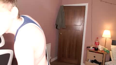Snapshot of scottish_twink01 chatting on September 13, 7:48 pm danny online show from September 13, 7:48 pm