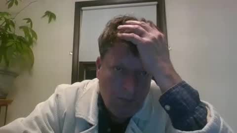 scottpbi52 online show from January 6, 4:36 am