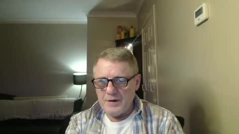 Snapshot of scottsman214 chatting on March 12, 7:06 pm James online show from March 12, 7:06 pm