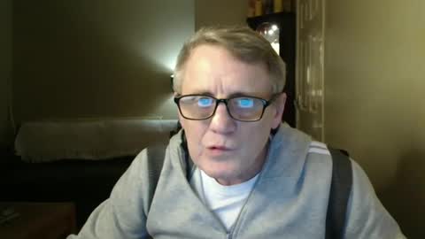 Snapshot of scottsman214 chatting on February 12, 8:07 pm James online show from February 12, 8:07 pm