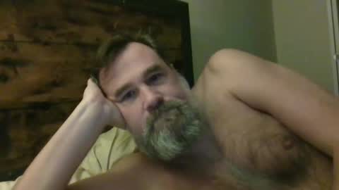 Snapshot of scottybobbit chatting on October 8, 1:10 am Scott online show from October 8, 1:10 am