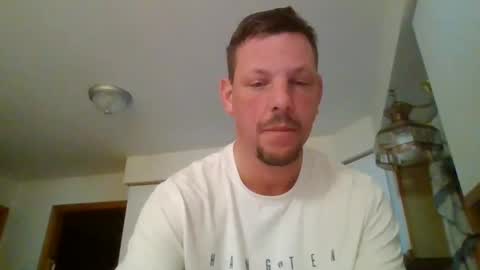 scottydoesntknow0 online show from December 27, 3:31 am