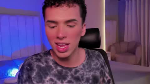 SEAN online show from February 8, 10:47 pm