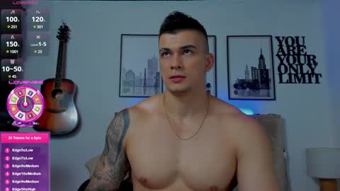 Snapshot of sean_carrera69 chatting on January 29, 9:39 pm Sean Carrera online show from January 29, 9:39 pm