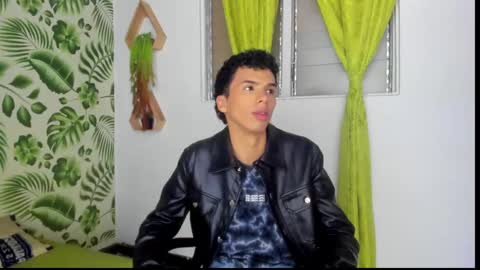 Sean online show from February 25, 3:52 am