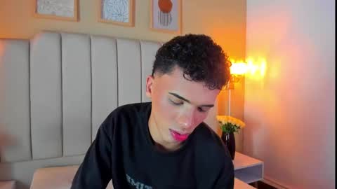 Sean online show from September 24, 4:23 am