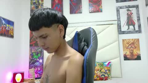 sebas_lover_ online show from October 21, 9:17 pm