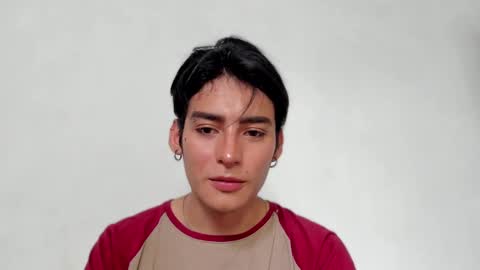 Snapshot of sebas_rosse chatting on December 3, 5:23 pm sebastian online show from December 3, 5:23 pm