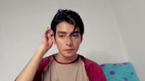 Snapshot of sebas_rosse chatting on December 8, 10:14 pm sebastian online show from December 8, 10:14 pm
