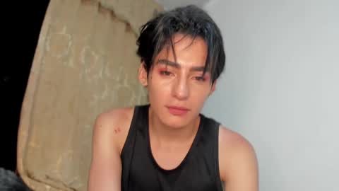Snapshot of sebas_rosse chatting on February 18, 12:15 am sebastian online show from February 18, 12:15 am