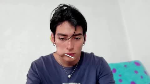 Snapshot of sebas_rosse chatting on December 7, 3:41 pm sebastian online show from December 7, 3:41 pm