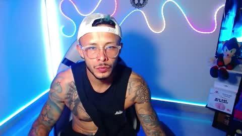 Snapshot of sebastian_025 chatting on September 30, 4:07 am Sebastian online show from September 30, 4:07 am