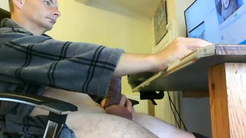 sebastianspalding450 online show from July 1, 9:32 am