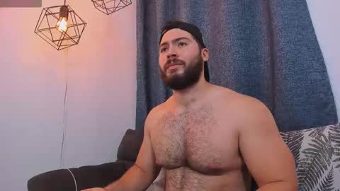 Instagram jeanpaulfit  online show from March 23, 11:10 pm