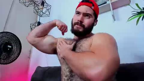 Instagram jeanpaulfit  online show from July 12, 11:18 pm