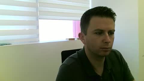 Secretboy33 online show from September 18, 7:32 am