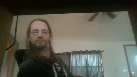 Snapshot of seeaaronscock chatting on January 19, 3:10 pm Aaron Guitar online show from January 19, 3:10 pm