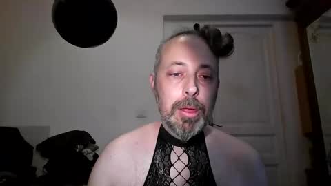 call me how you want its ok online show from October 27, 9:55 am