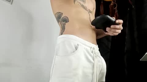 sem_alas online show from October 29, 10:56 pm