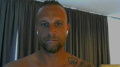 sence08 online show from July 17, 2:35 pm